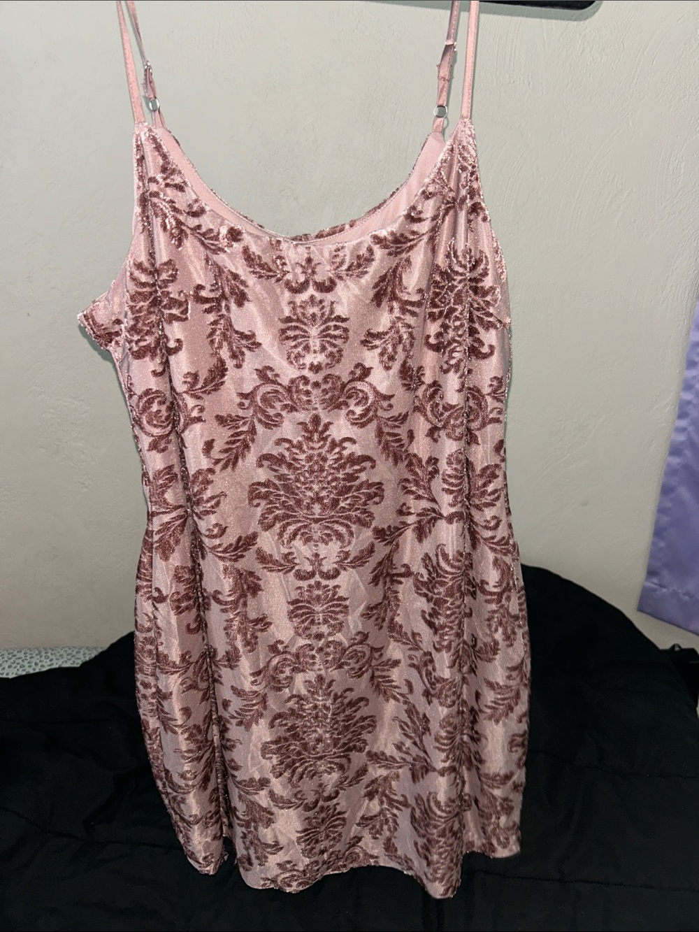 Forever 21 floral crushed velvet mini dress